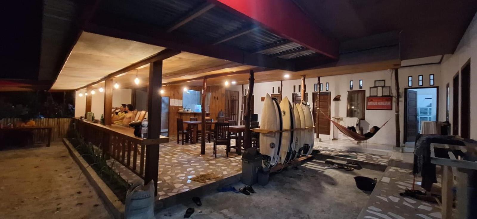 Arthur Homestay Telescope Mentawai Tua Pejat エクステリア 写真
